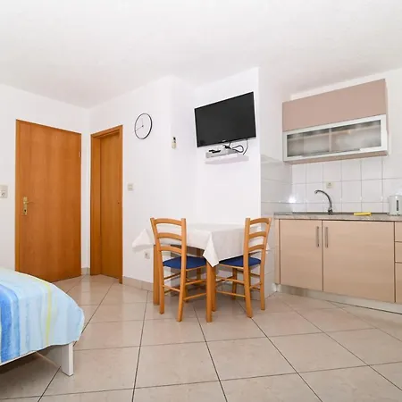 Adria Appartement *