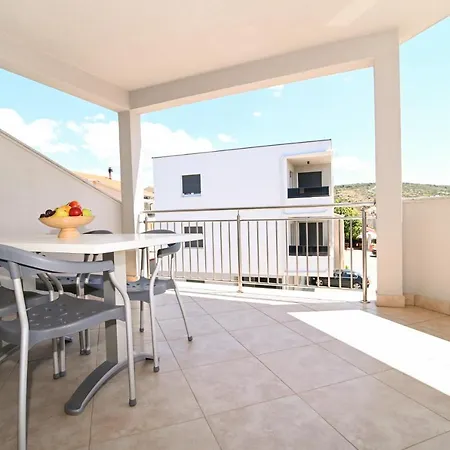 Adria Apartamento *