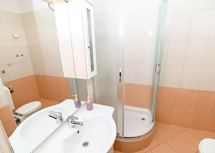 Adria Apartment *