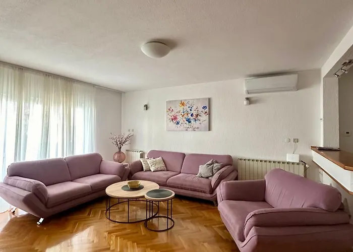 Adria Apartment *